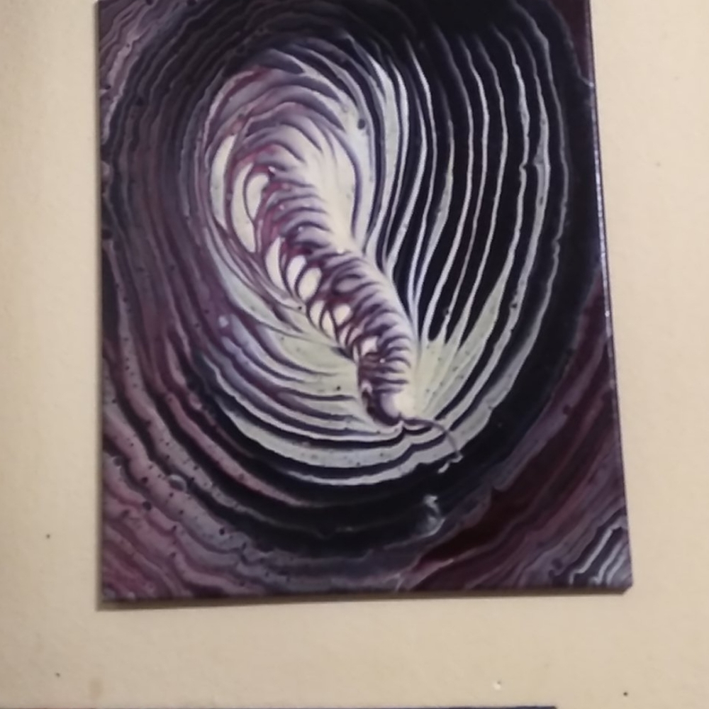 PAINT POURING